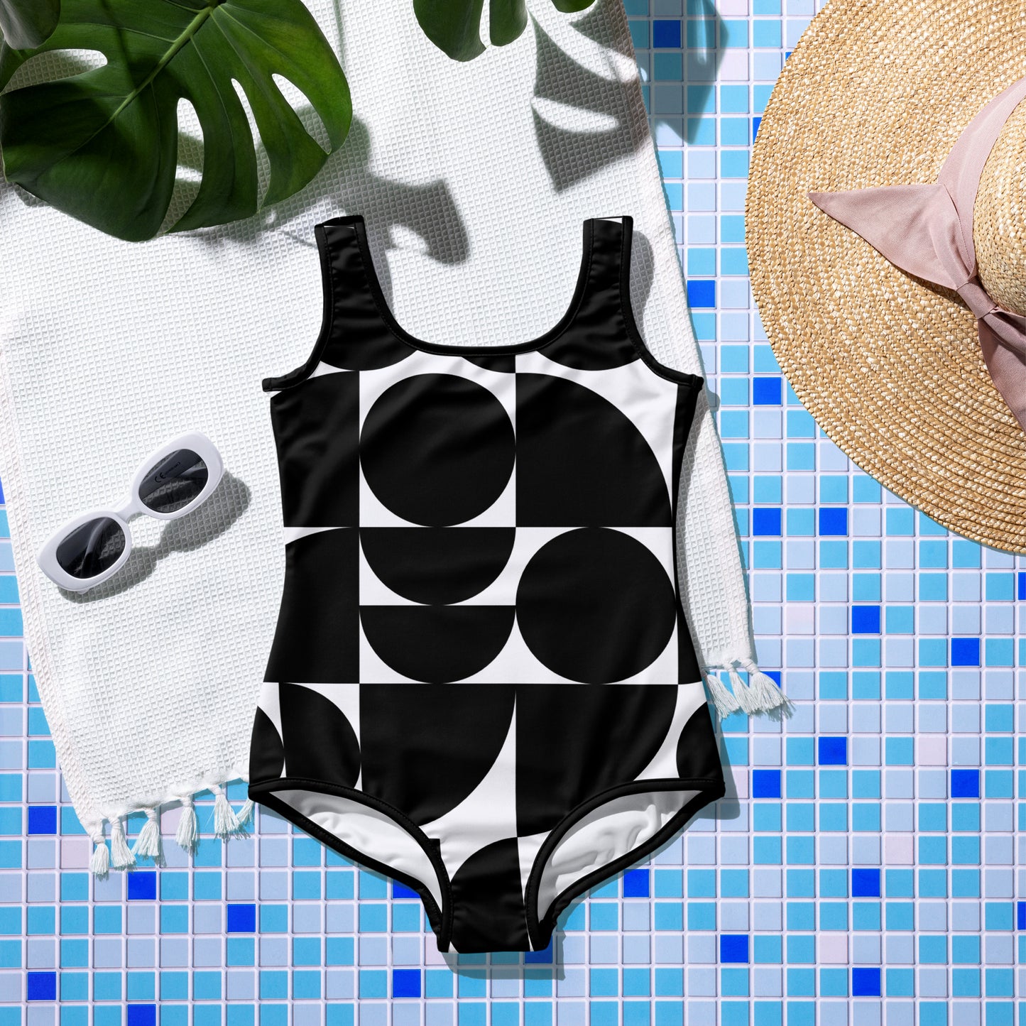 {{ cuffed-beanie-black-front-66ccf3094b609 }} {{ Cuffed Beanie Black }}