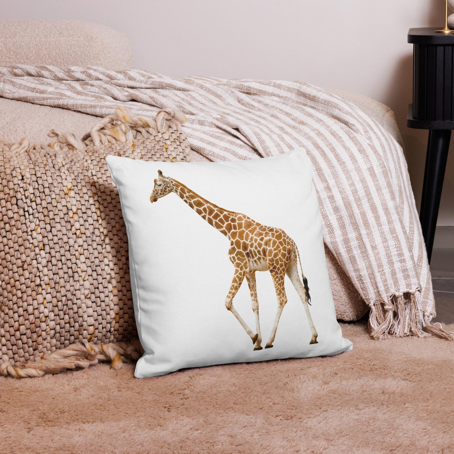 {{ cuffed-beanie-black-front-66ccf3094b609 }} {{ Cuffed Beanie Black }}