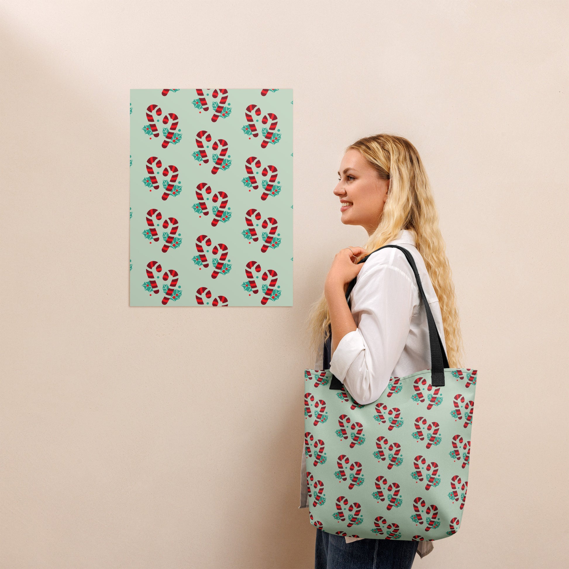 {{ cuffed-beanie-black-front-66ccf3094b609 }} {{ Cuffed Beanie Black }}