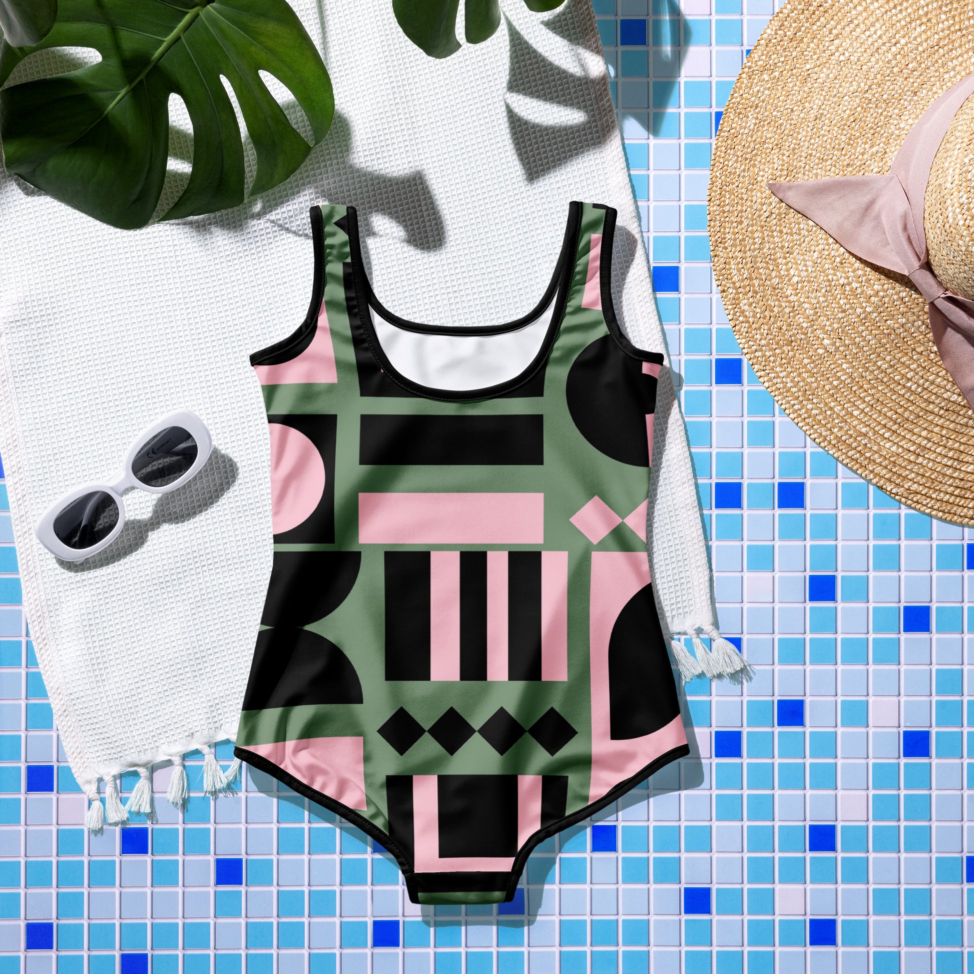 {{ cuffed-beanie-black-front-66ccf3094b609 }} {{ Cuffed Beanie Black }}