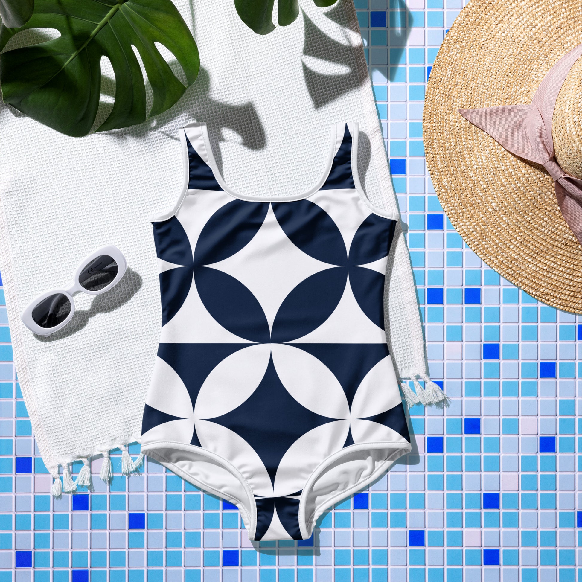 {{ cuffed-beanie-black-front-66ccf3094b609 }} {{ Cuffed Beanie Black }}