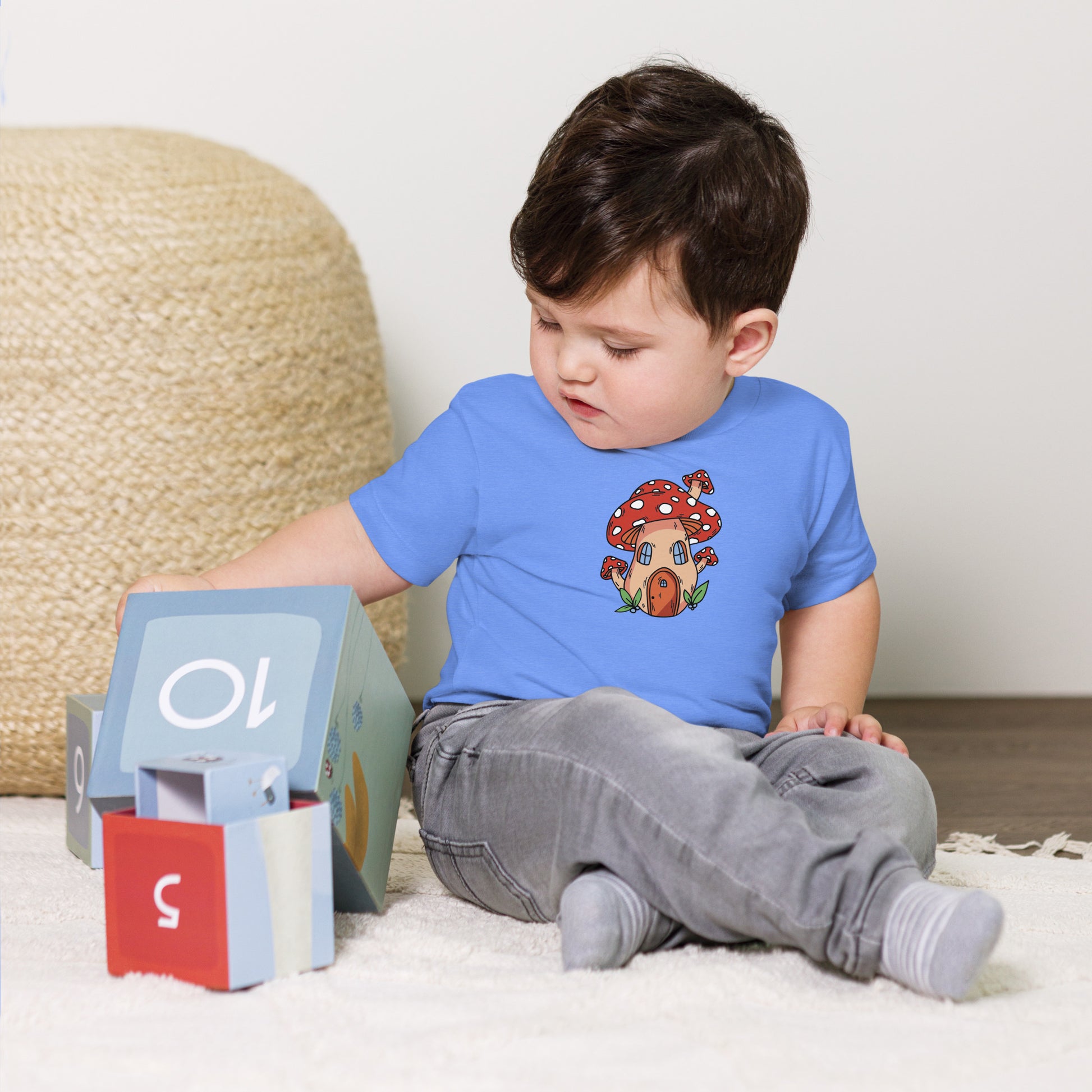 {{ cuffed-beanie-black-front-66ccf3094b609 }} {{ Cuffed Beanie Black }}