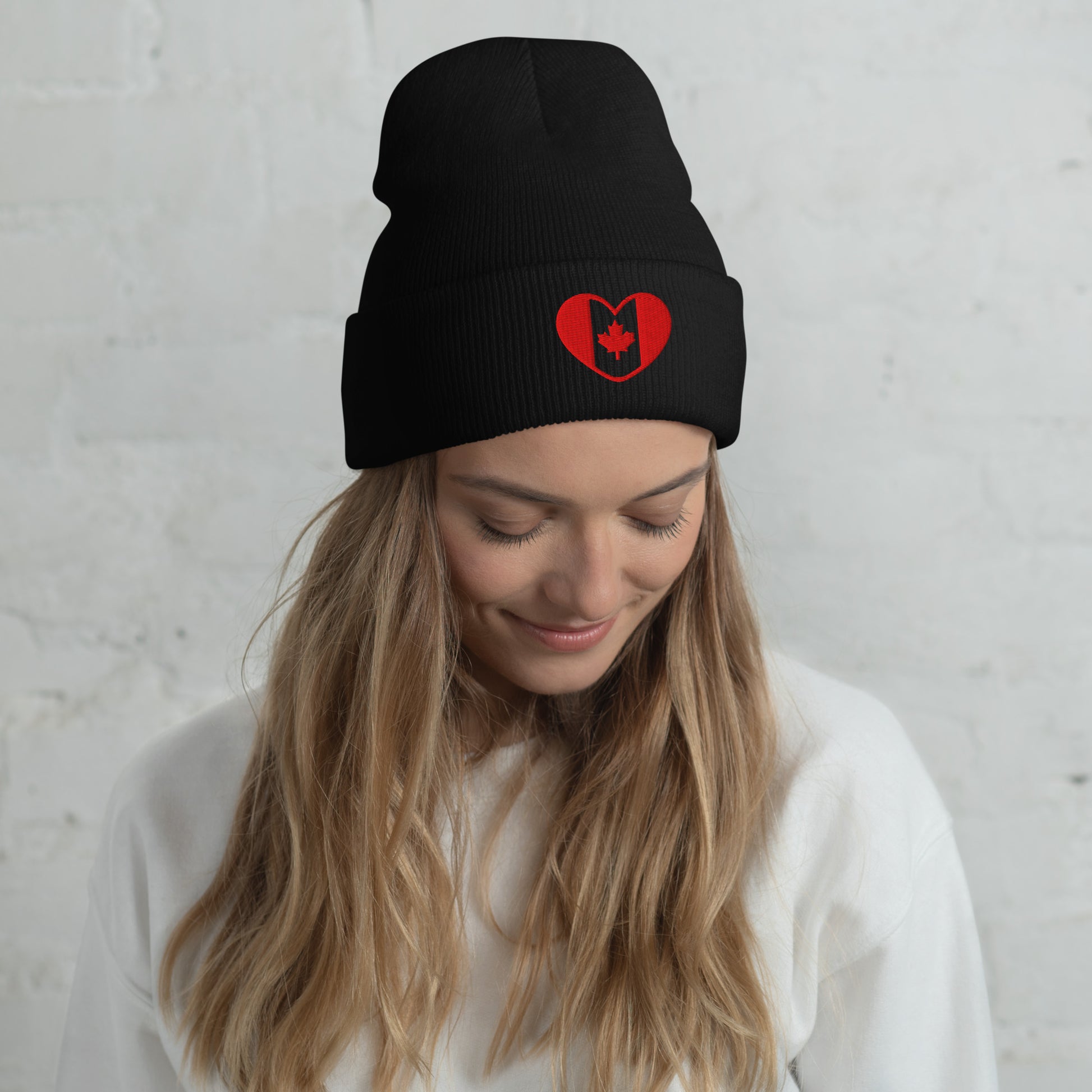{{ cuffed-beanie-black-front-66ccf3094b609 }} {{ Cuffed Beanie Black }}