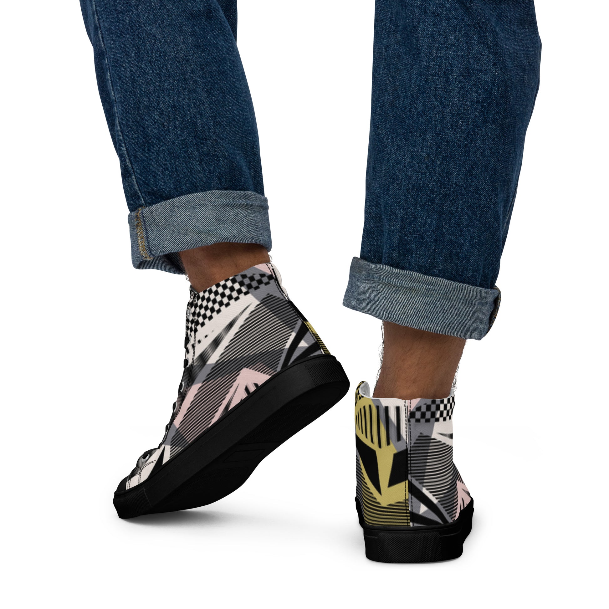 {{ cuffed-beanie-black-front-66ccf3094b609 }} {{ Cuffed Beanie Black }}