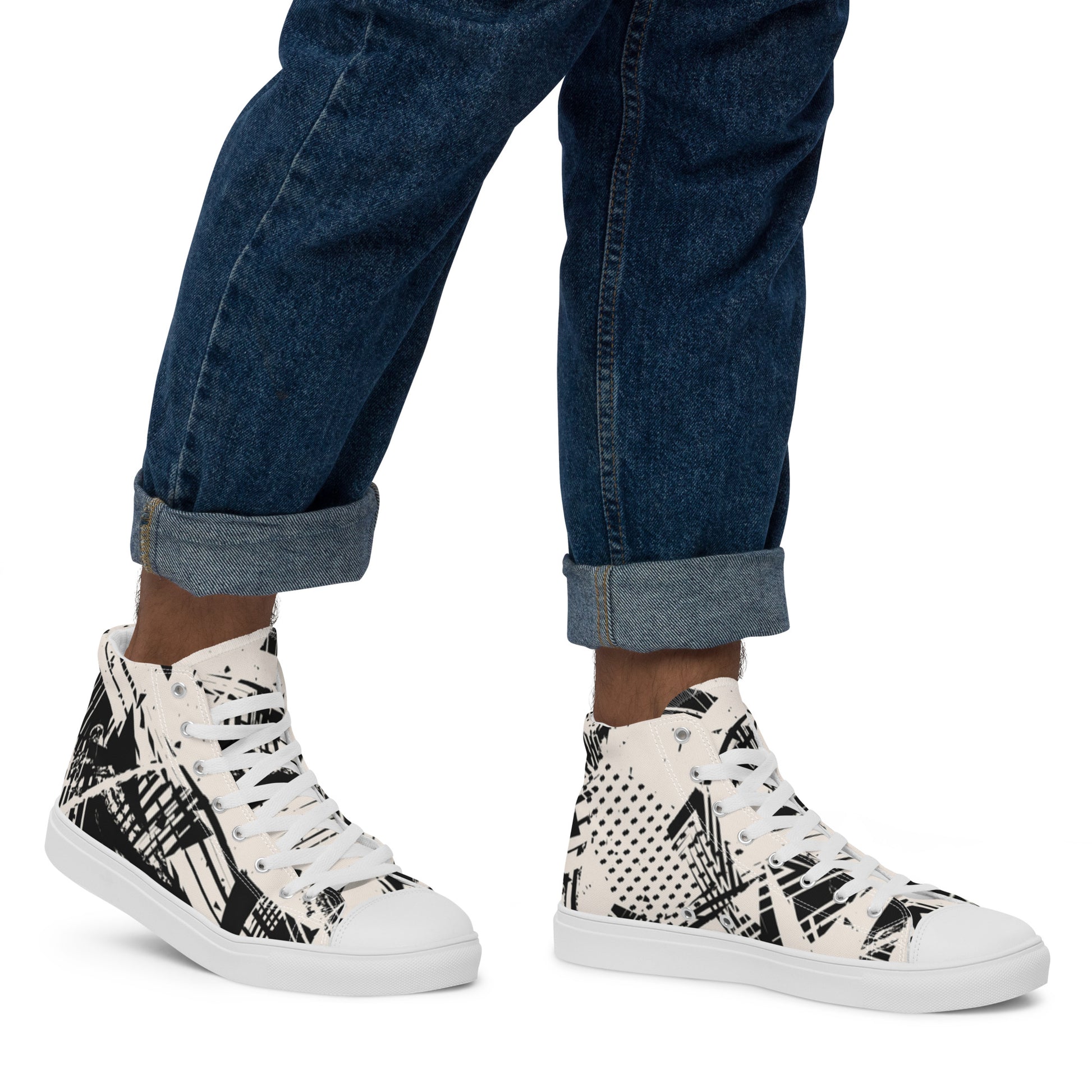 {{ cuffed-beanie-black-front-66ccf3094b609 }} {{ Cuffed Beanie Black }}