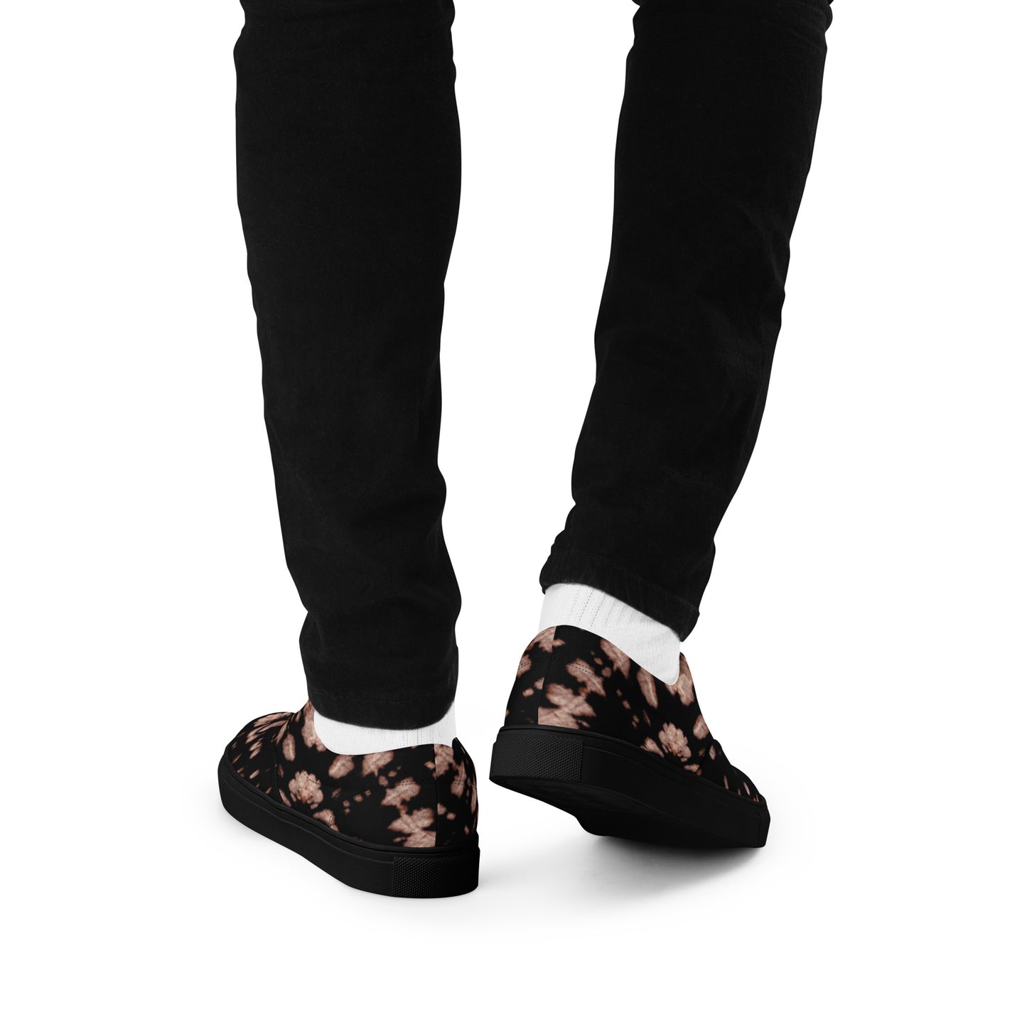 {{ cuffed-beanie-black-front-66ccf3094b609 }} {{ Cuffed Beanie Black }}