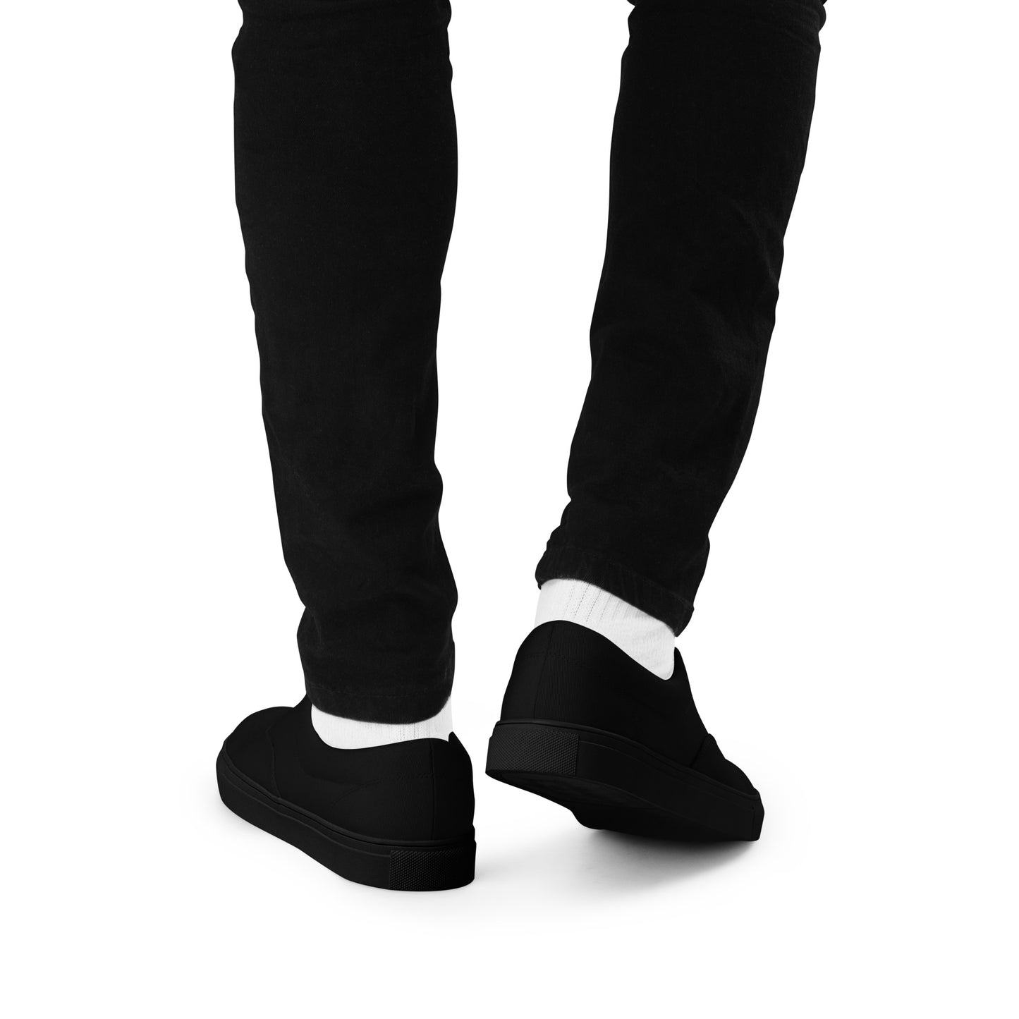 {{ cuffed-beanie-black-front-66ccf3094b609 }} {{ Cuffed Beanie Black }}