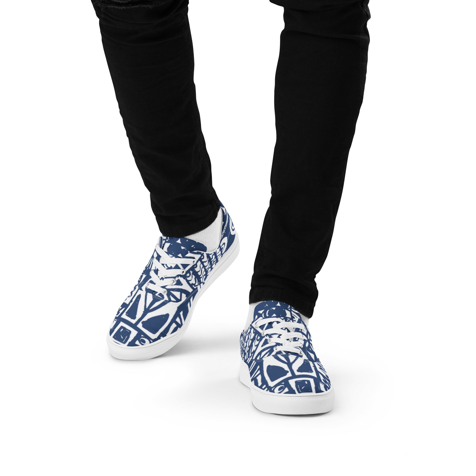 {{ cuffed-beanie-black-front-66ccf3094b609 }} {{ Cuffed Beanie Black }}