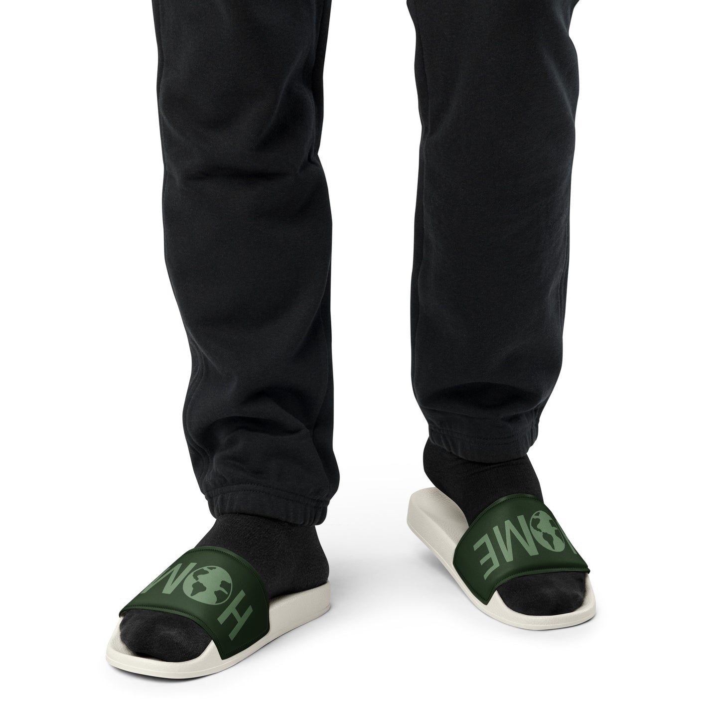 {{ cuffed-beanie-black-front-66ccf3094b609 }} {{ Cuffed Beanie Black }}