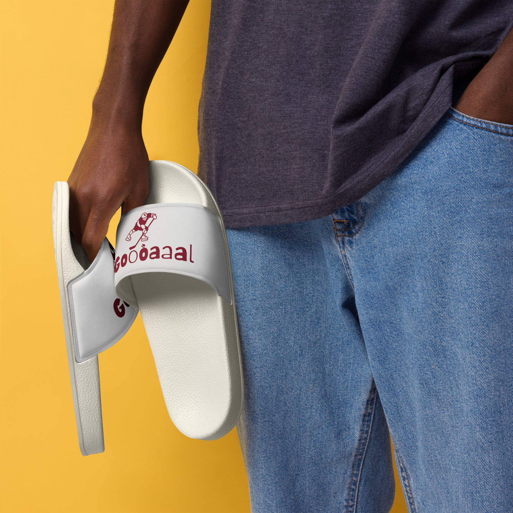 {{ cuffed-beanie-black-front-66ccf3094b609 }} {{ Cuffed Beanie Black }}