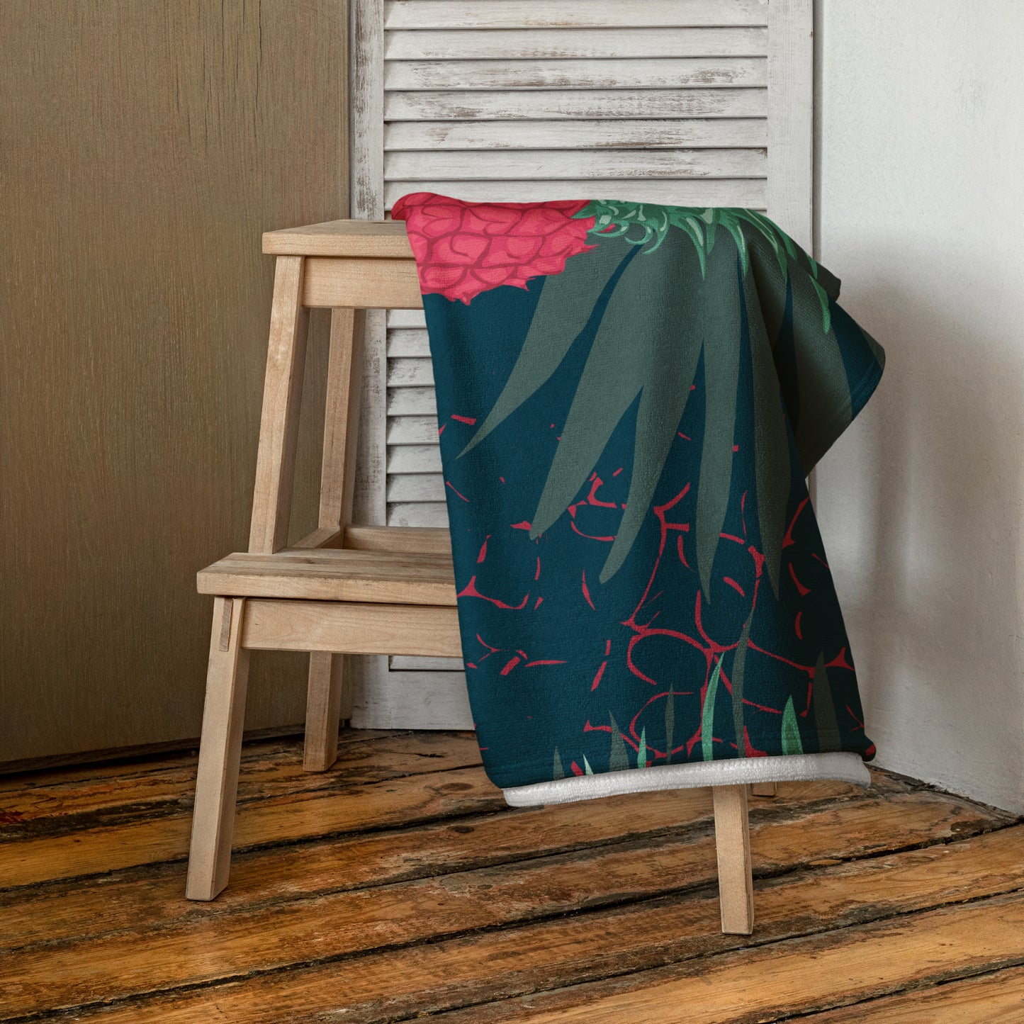 {{ cuffed-beanie-black-front-66ccf3094b609 }} {{ Cuffed Beanie Black }}