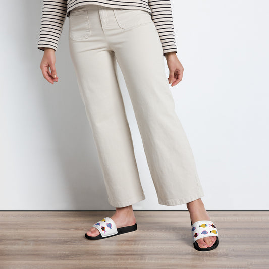 {{ cuffed-beanie-black-front-66ccf3094b609 }} {{ Cuffed Beanie Black }}