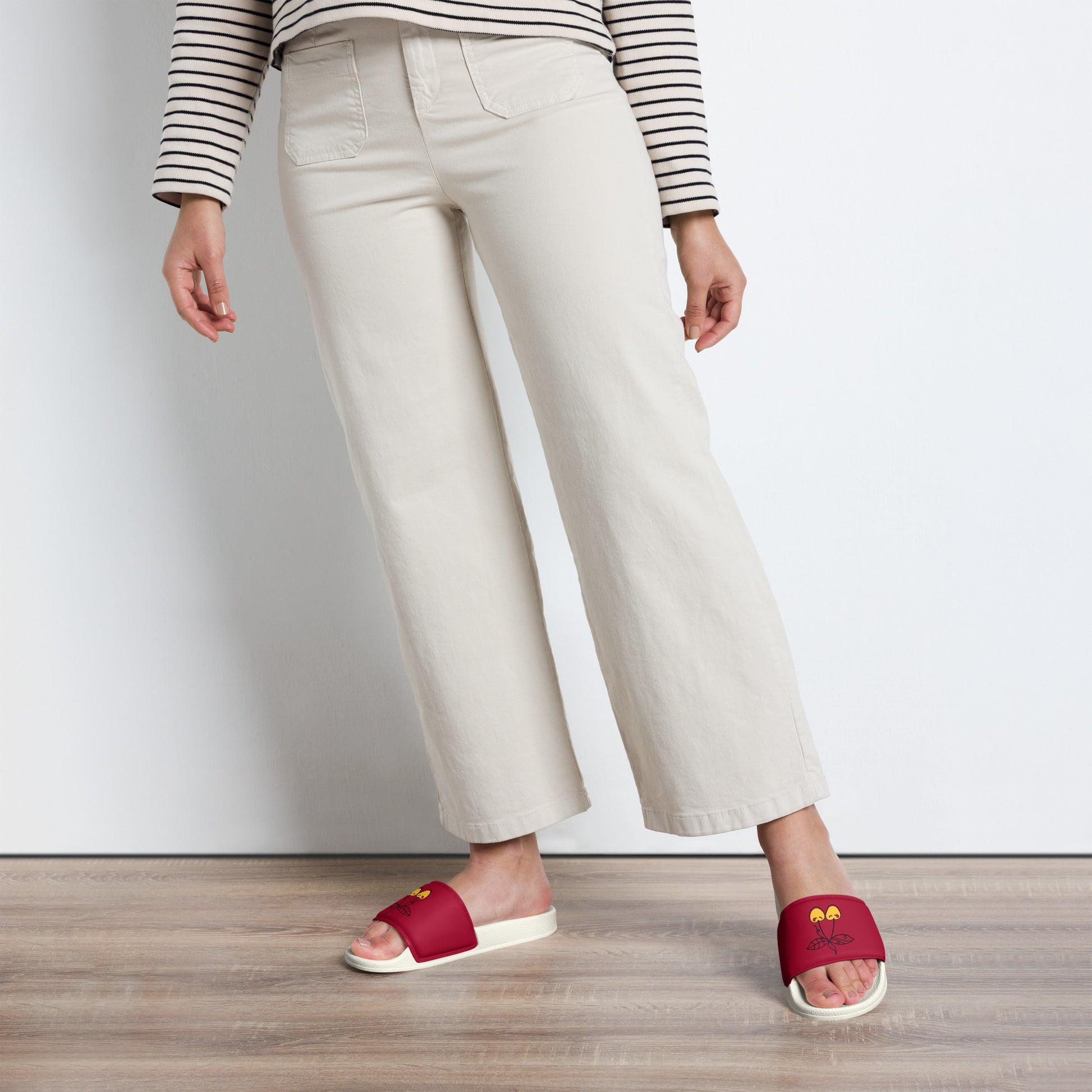 {{ cuffed-beanie-black-front-66ccf3094b609 }} {{ Cuffed Beanie Black }}